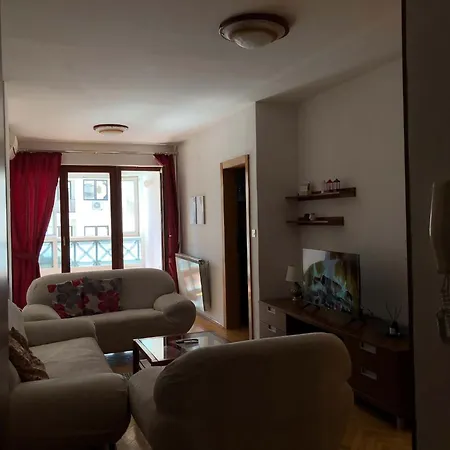 Daire Sweet Stay Apartments Skopje *
